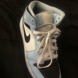 Nike High-Top Sneakers in Light Blue and Black